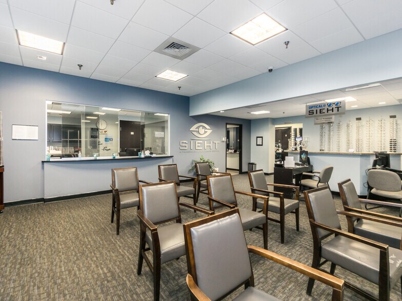 More Photos Of 12 Chatham Heights Rd, Fredericksburg Medical For Sale