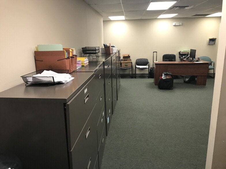 More Photos Of 6315 Presidential Ct, Fort Myers Office For Lease