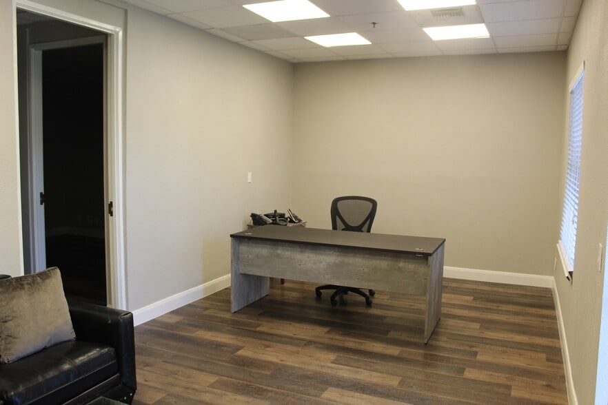 More Photos Of 26391 Crown Valley Pky, Mission Viejo Office For Lease