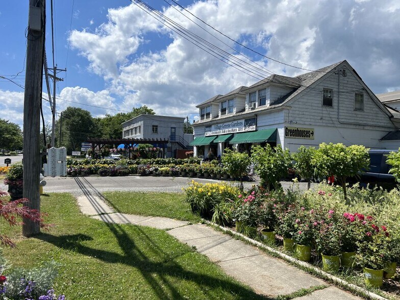 More Photos Of 715 Boston Post Rd, Guilford Freestanding For Sale