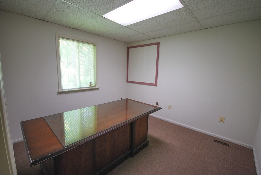More Photos Of 11303 Amherst Ave, Wheaton Office Residential For Sale