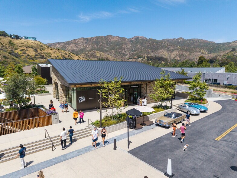 More Photos Of 23465 Civic Center Way, Malibu Unknown For Lease