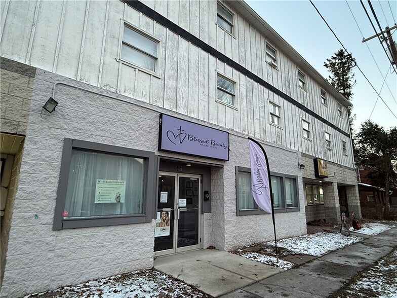 More Photos Of 428 Main St, Slippery Rock Storefront Retail Residential For Lease