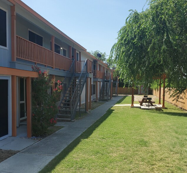 Primary Photo Of 430 Kendalia Ave, San Antonio Apartments For Sale