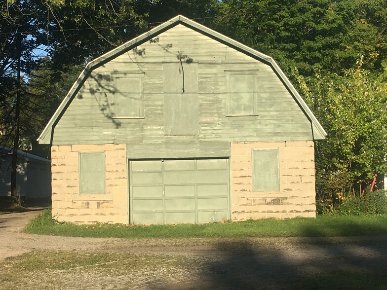 Primary Photo Of 226 Jackson St, Grove City Self Storage For Lease