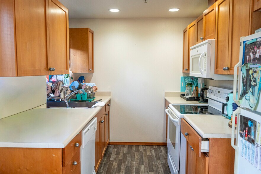 More Photos Of 423 SW 155th St, Seattle Apartments For Sale