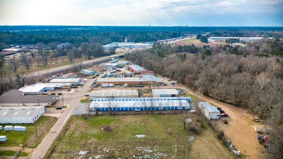 More Photos Of 5849 N Commerce Plz, Jackson Self Storage For Sale