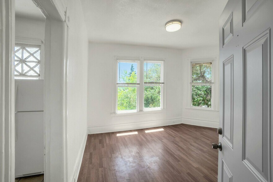 More Photos Of 630 York, Vallejo Apartments For Sale