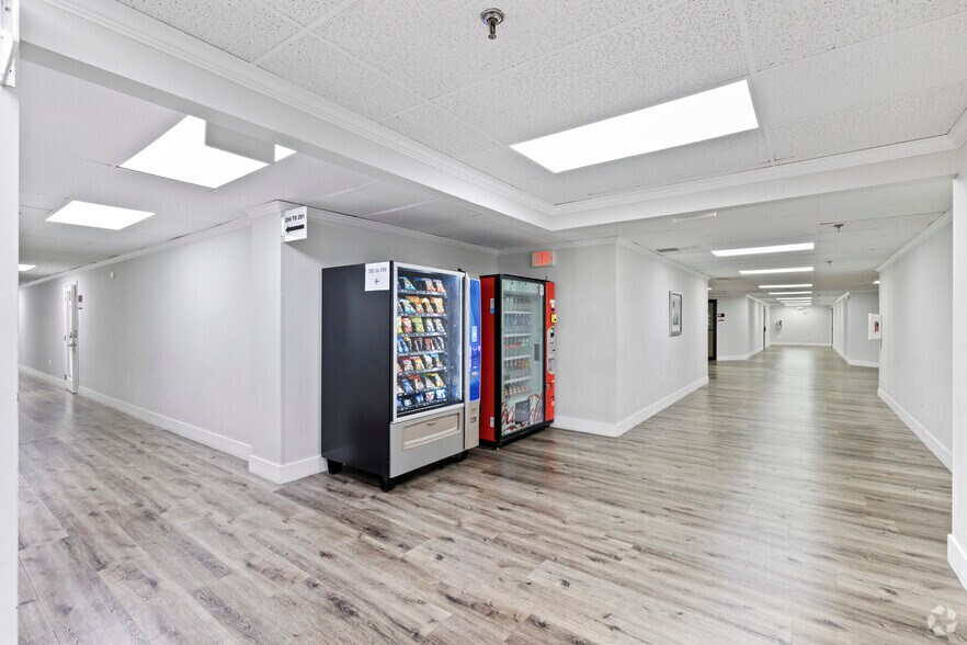 More Photos Of 2500 NW 79th Ave, Doral Office For Lease