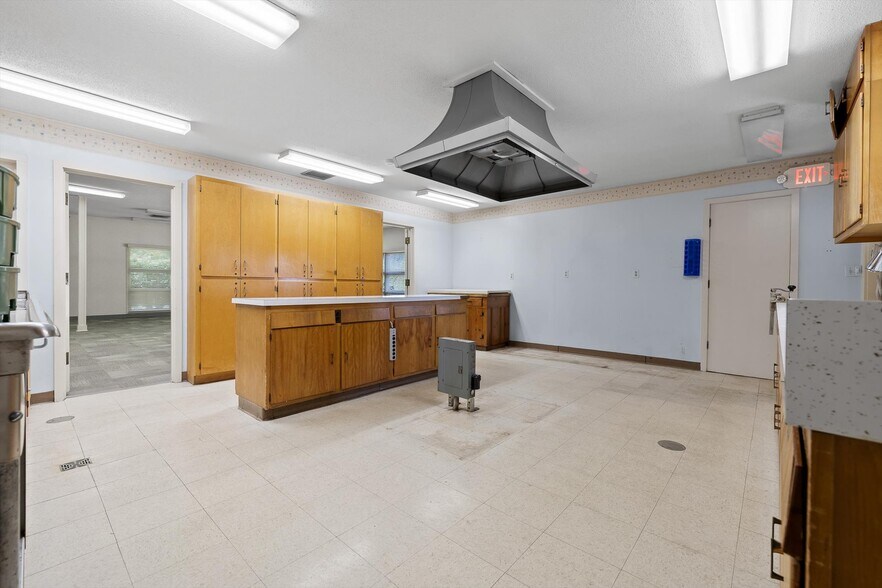More Photos Of 4300 James Ln, Chattanooga Specialty For Sale