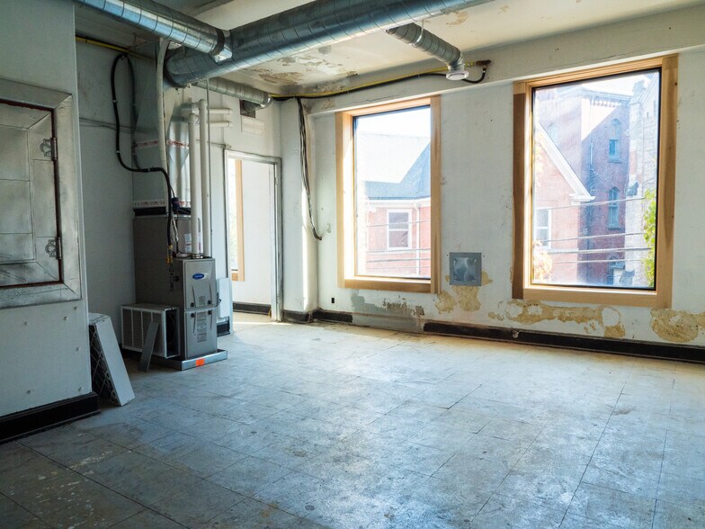 More Photos Of 1400-1404 Gratiot Ave, Detroit Office For Sale