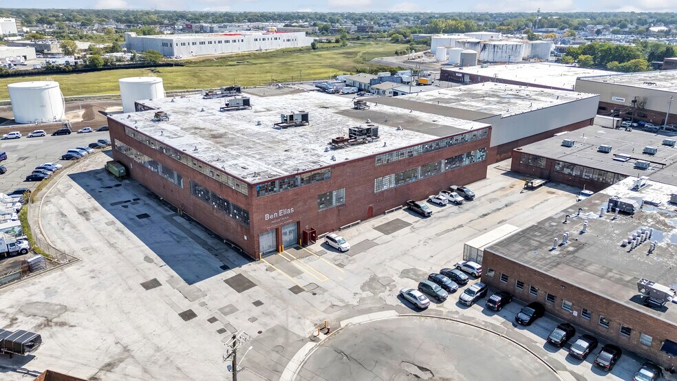 More Photos Of 40 Inip Dr, Inwood Unknown For Lease