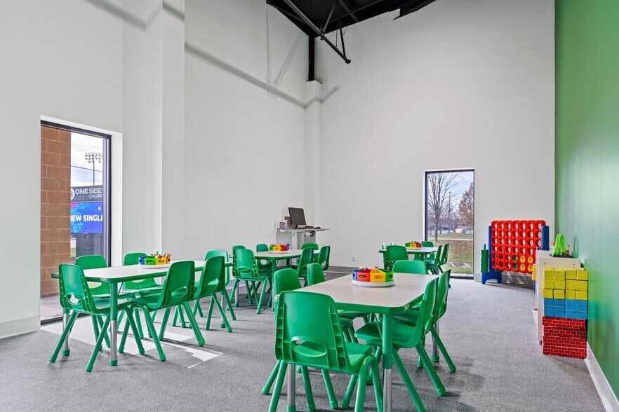 More Photos Of 1215 Tom Ginnever Ave, O'Fallon Religious Facility For Lease