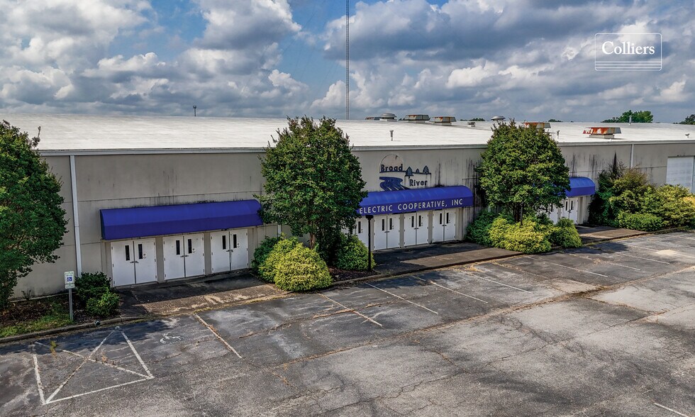 More Photos Of 811 Hamrick St, Gaffney Warehouse For Sale