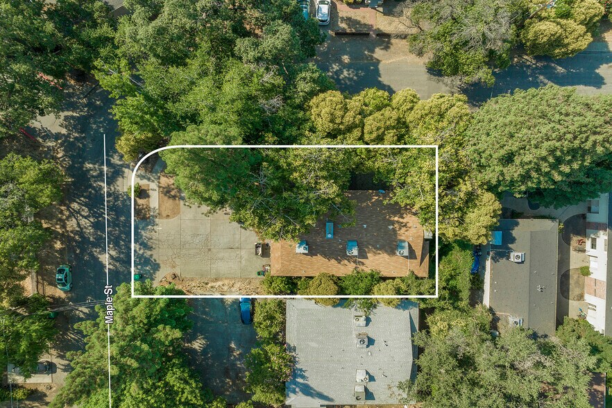 More Photos Of 403 E Maple St, Chico Apartments For Sale