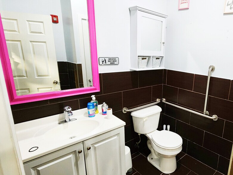 More Photos Of 1944 Cecil B Moore Ave, Philadelphia Storefront Retail Residential For Lease