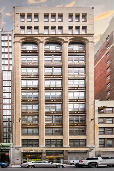 Primary Photo Of 39-41 W 38th St, New York Loft Creative Space For Lease