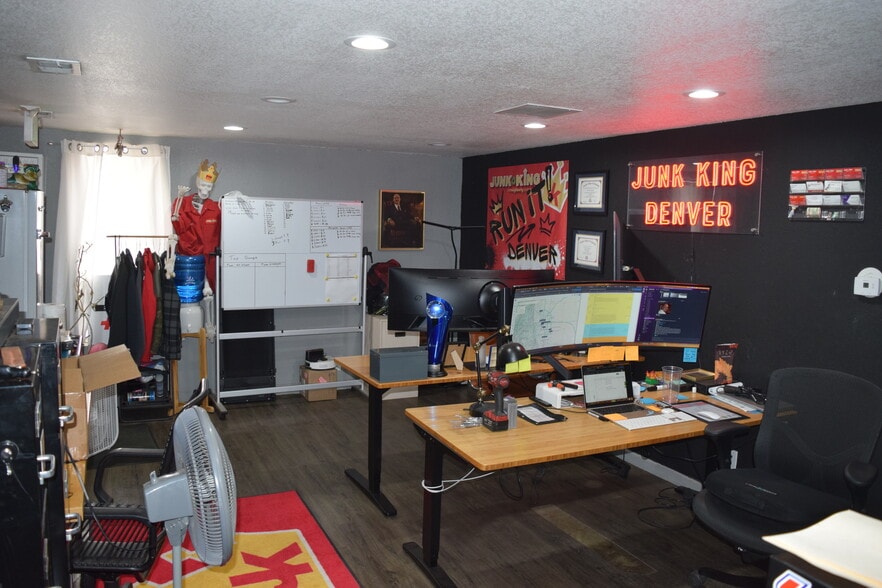 More Photos Of 2401 S Raritan St, Englewood Warehouse For Sale