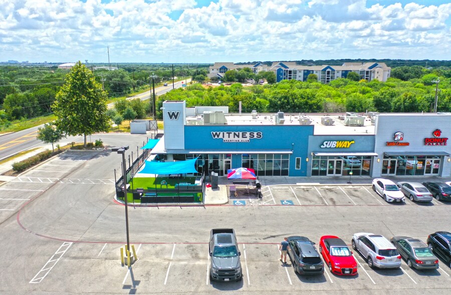 More Photos Of 7280 UTSA Blvd, San Antonio Freestanding For Sale