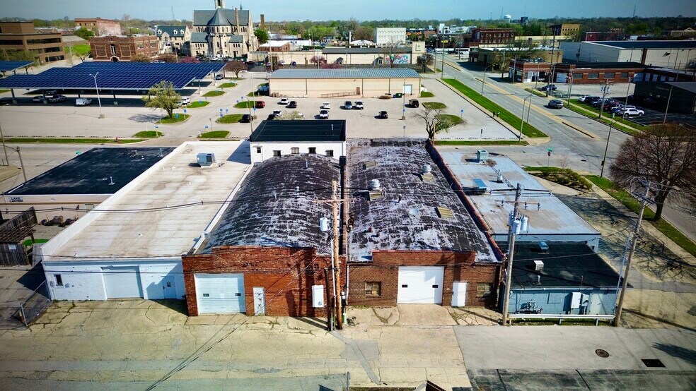 More Photos Of 519-529 E William St, Decatur Light Manufacturing For Sale