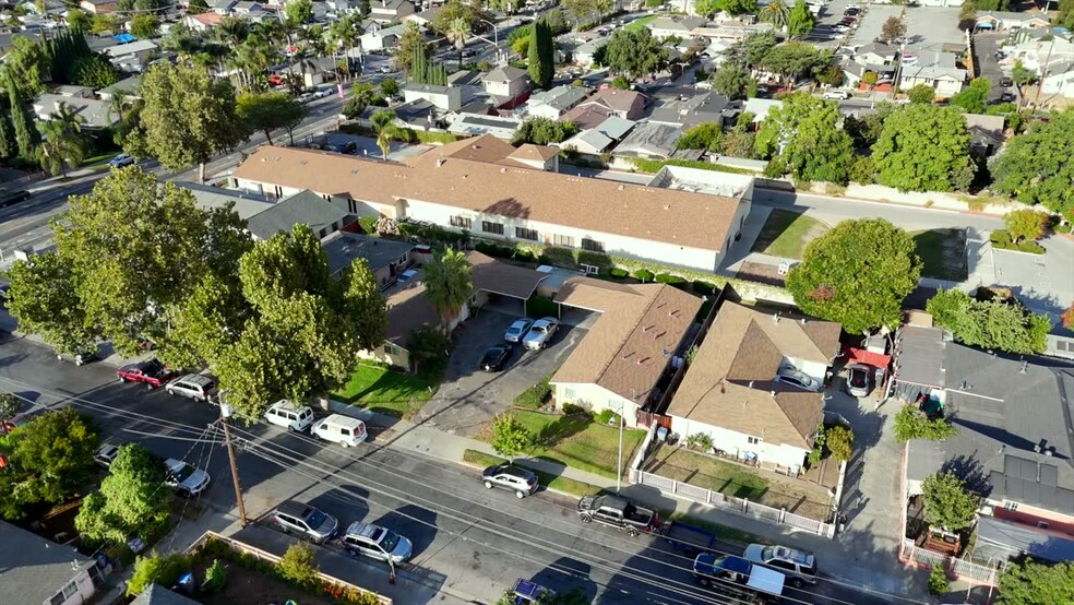 Primary Photo Of 242 Oakland Ave, San Jose Apartments For Sale