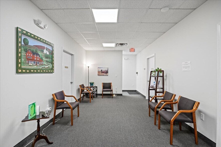 More Photos Of 59 E Mill Rd, Long Valley Office For Sale
