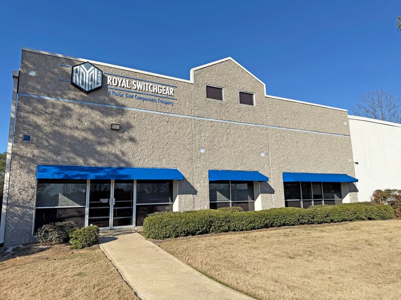 Primary Photo Of 3995 Pine Ln SE, Bessemer Manufacturing For Lease