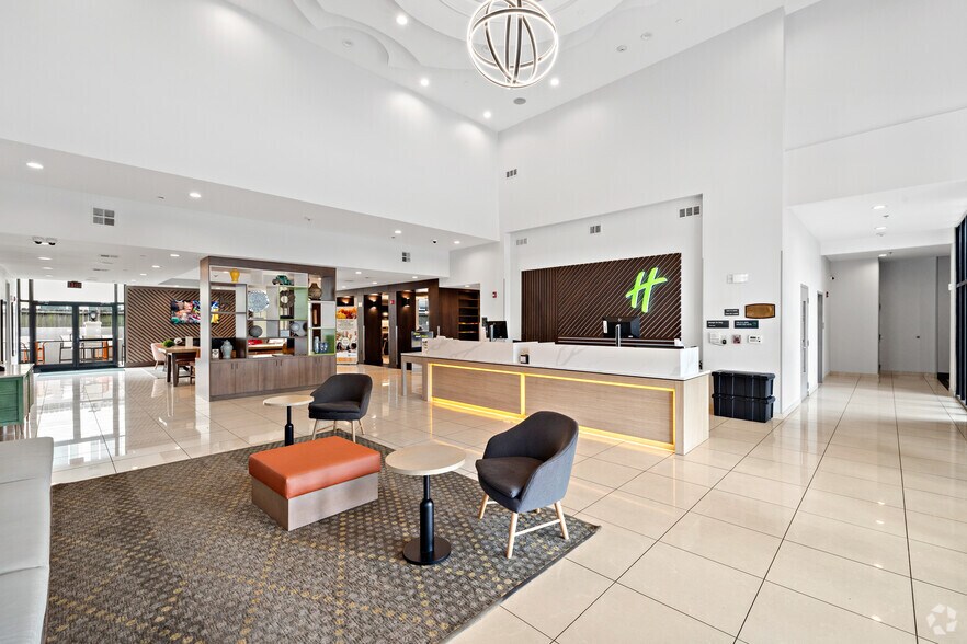 More Photos Of 3630 Springhill Memorial Dr S, Mobile Hotel For Sale