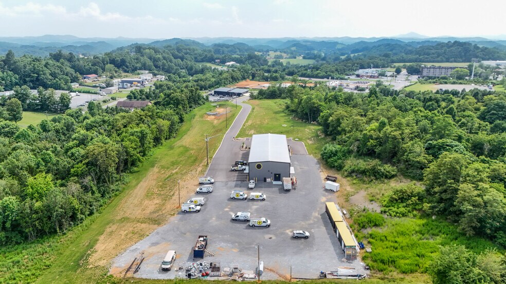More Photos Of 915 Millennium Ct, Blountville Warehouse For Sale