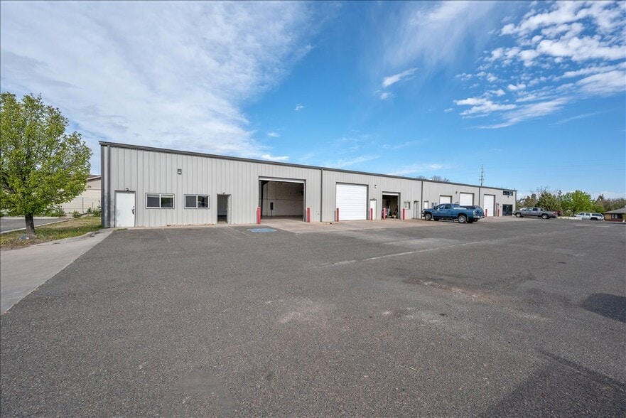 Primary Photo Of 3823 Cheyenne St, Cheyenne General Retail For Lease