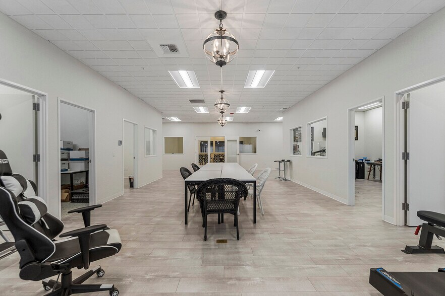 More Photos Of 4415 W Hargrave Ave, Post Falls Warehouse For Lease