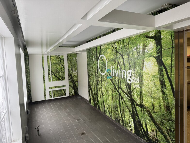 More Photos Of 792 Route 35, Cross River Restaurant For Lease