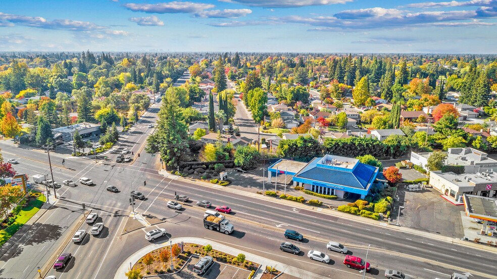More Photos Of 5107 Fair Oaks Blvd, Carmichael Storefront For Lease