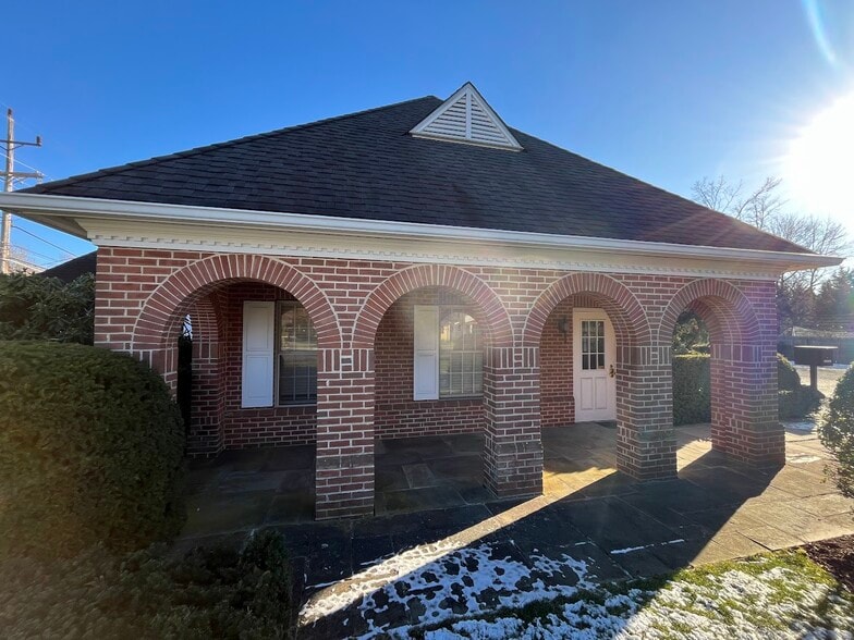 Primary Photo Of 108 Avenue of Two Rivers, Rumson Office For Sale