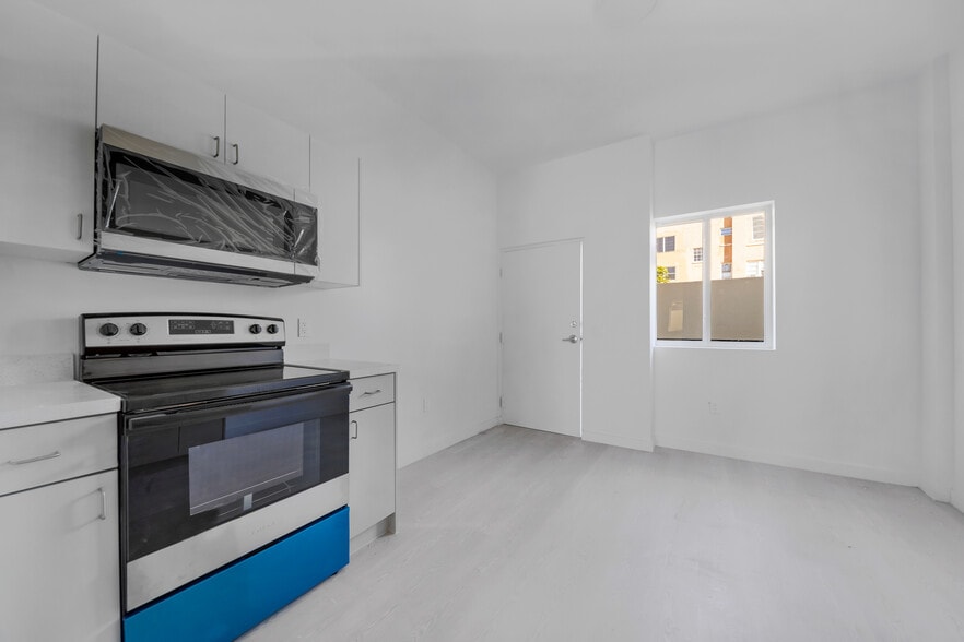 More Photos Of 1567 NW 1st St, Miami Apartments For Sale
