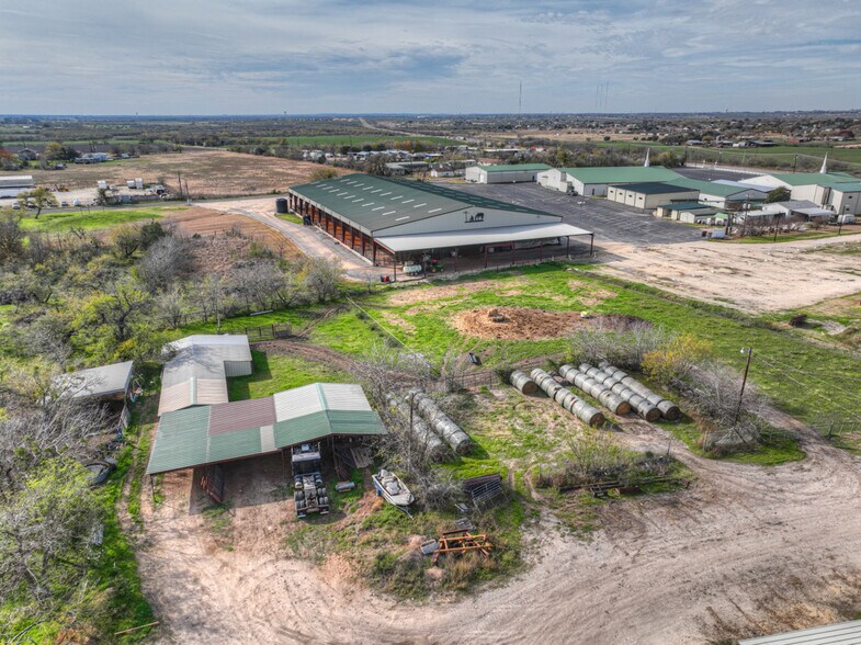 More Photos Of 931 W FM 78, Marion Land For Sale