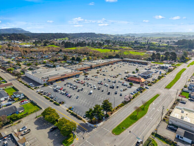 More Photos Of 701-761 S Fortuna Blvd, Fortuna Unknown For Lease