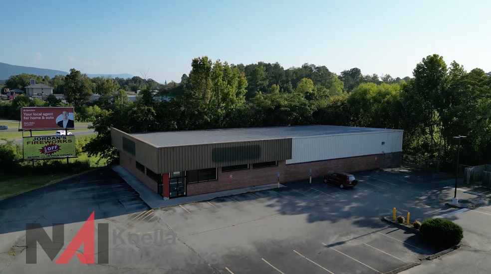 More Photos Of 856 Tennessee Ave, Etowah Drugstore For Lease