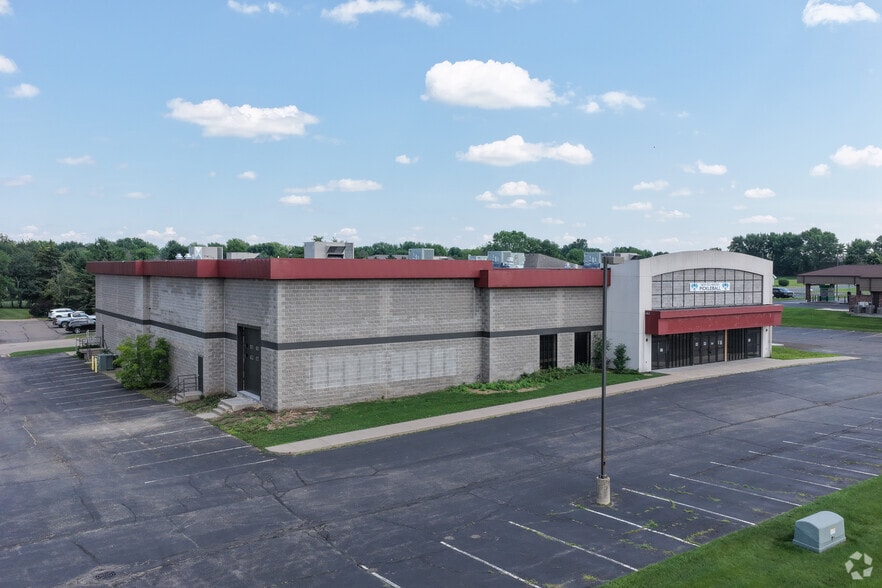 More Photos Of 1261 Heritage Dr, New Richmond Light Distribution For Lease