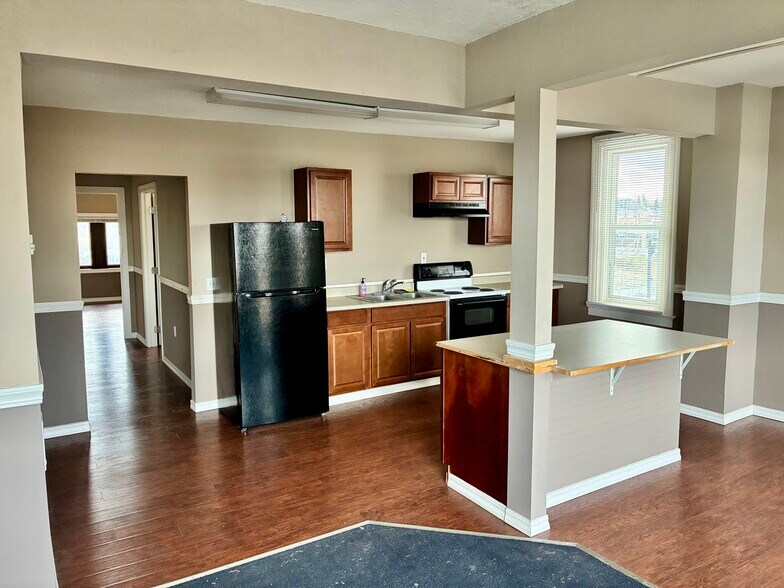More Photos Of 209 E Sprague Ave, Spokane Storefront Retail Residential For Sale