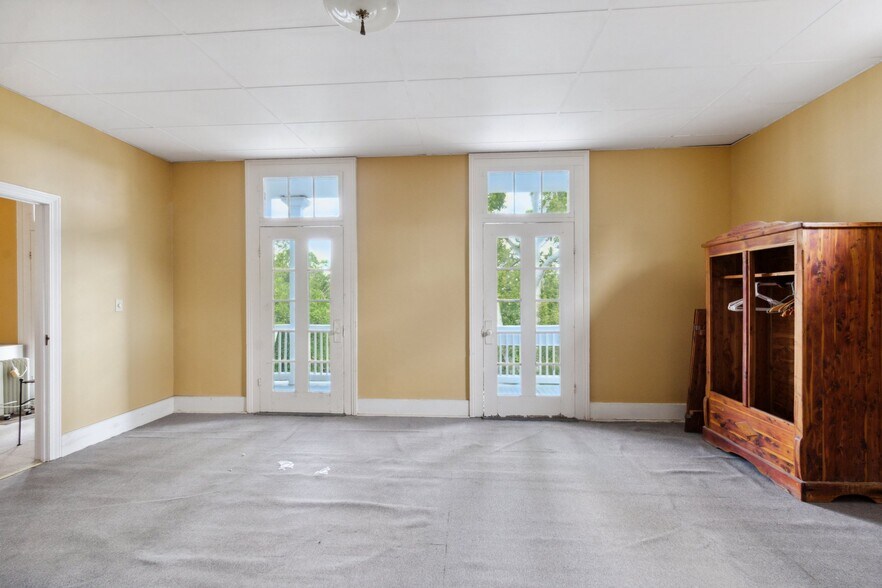 More Photos Of 1410 Jackson Ave, New Orleans Lodge Meeting Hall For Sale