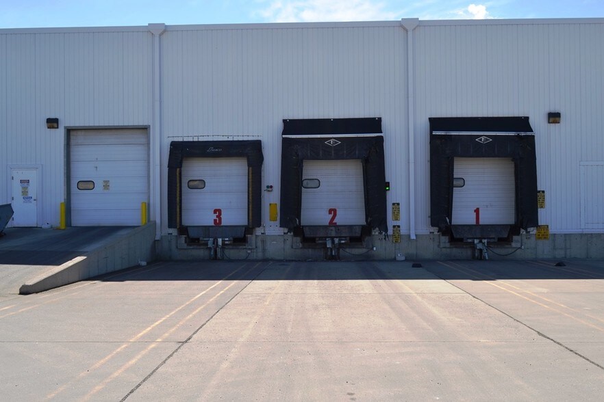 More Photos Of 430 7th Ave S, Buhl Manufacturing For Lease