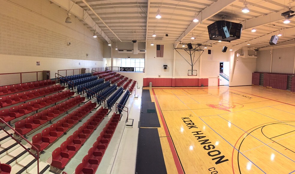 More Photos Of 3000 N Grant Ave, Springfield Schools For Sale