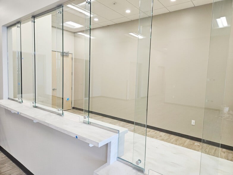 More Photos Of 1140 Commerce Center Dr, Lancaster Loft Creative Space For Sale