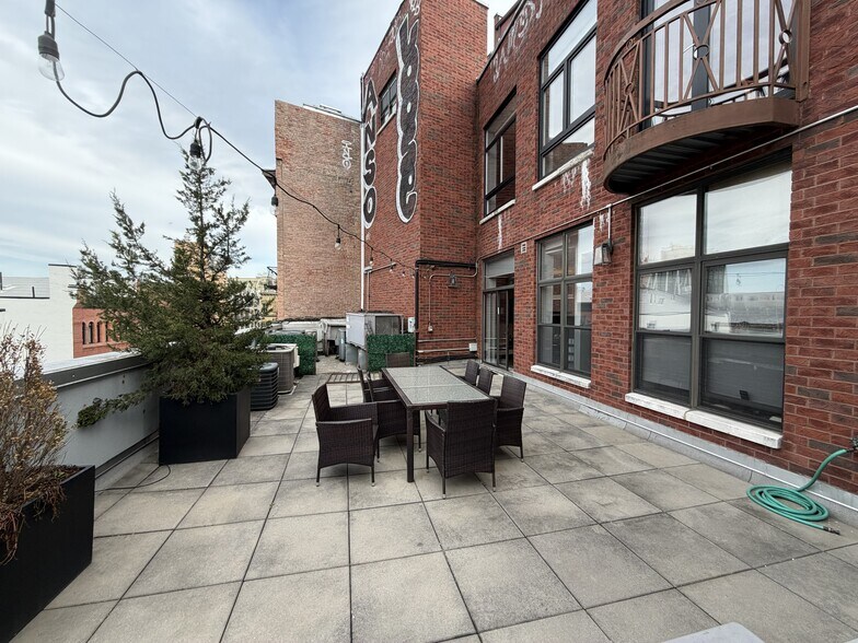 More Photos Of 101 Broadway, Brooklyn Office For Lease