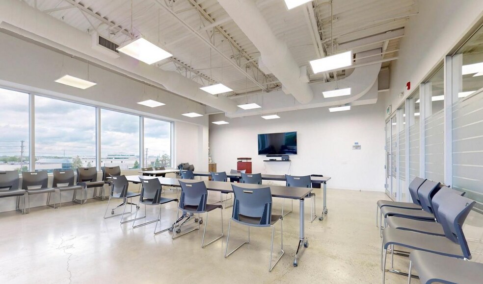 More Photos Of 2875 14th Av, Markham Office For Sale