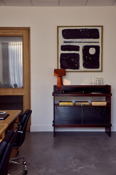 More Photos Of 1515 E Cesar Chavez St, Austin Coworking Space