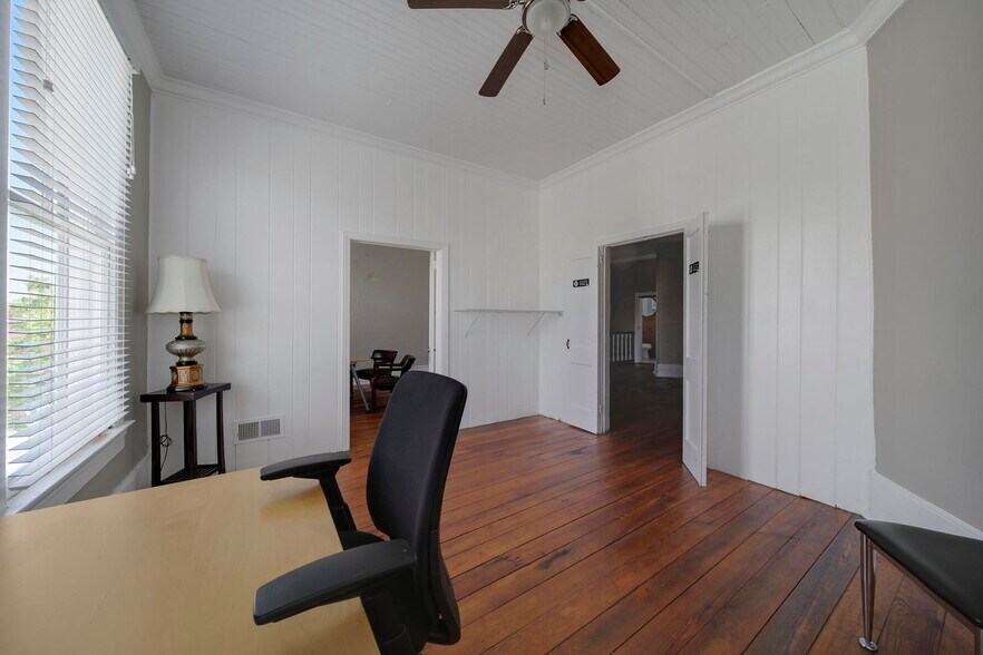 More Photos Of 101 Gadsden St, Chester Storefront Retail Office For Sale