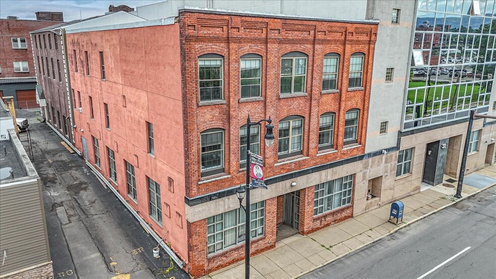 More Photos Of 16-22 E Union St, Wilkes-Barre Apartments For Sale