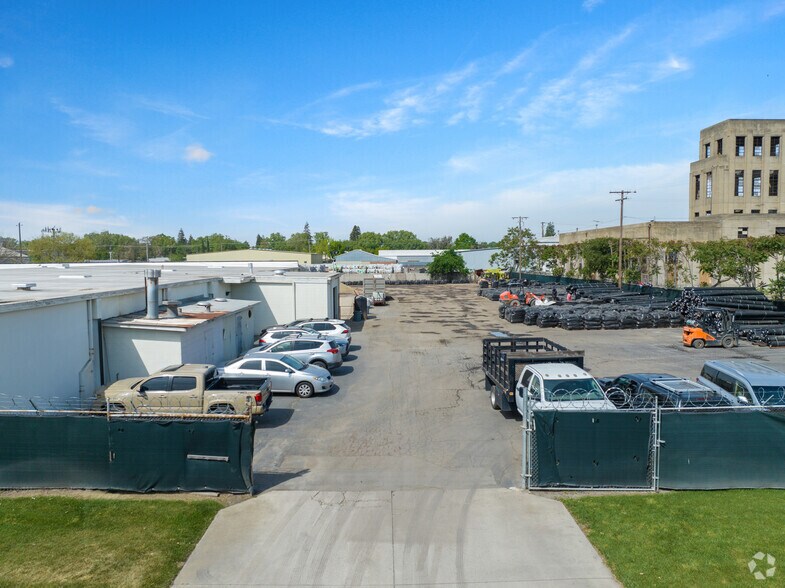 More Photos Of 701 N Stockton St, Lodi Manufacturing For Sale